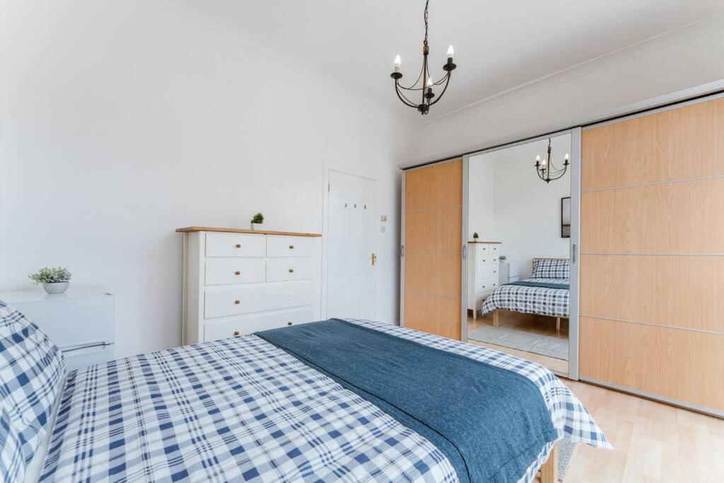 Comfortable Double Room For Your London Getaway Екстер'єр фото